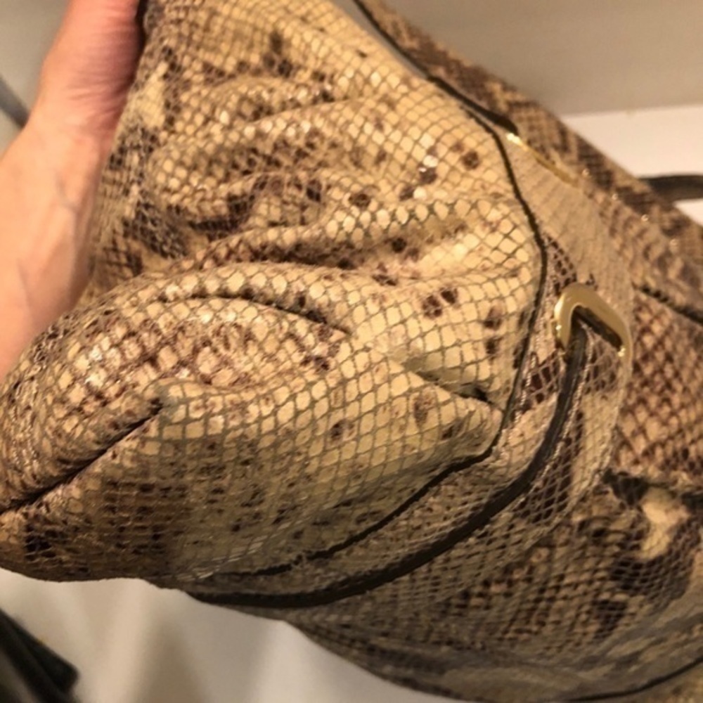 Michael kors snakeskin python embossed leather bag - image 7